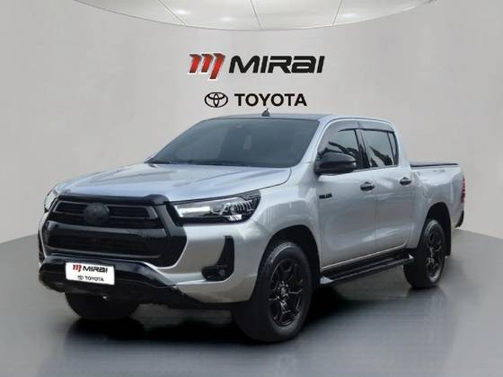 TOYOTA HILUX 2.8 D-4D TURBO DIESEL CD SRX 4X4 AUTOMÁTICO